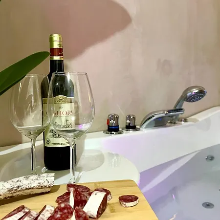 Evasion, Baignoire Balneo Apartman Nîmes